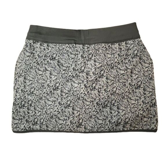 Adidas Rangewear Fashion Skort Gray with Black Abstract Print Size Medium - Picture 7 of 10